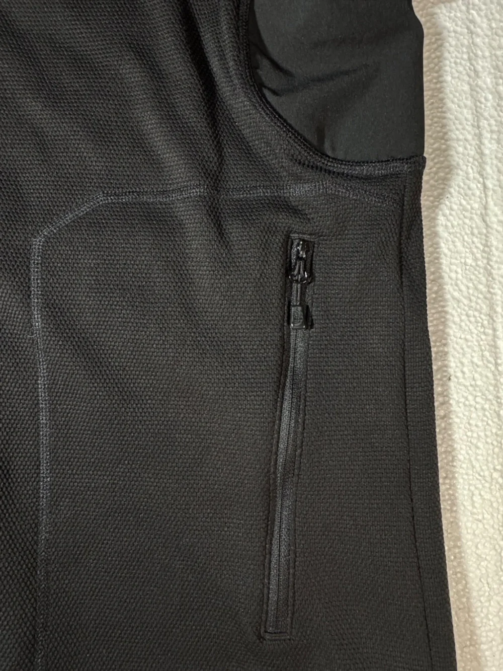 The North Face Men's Black Full-Zip Performance Jacket